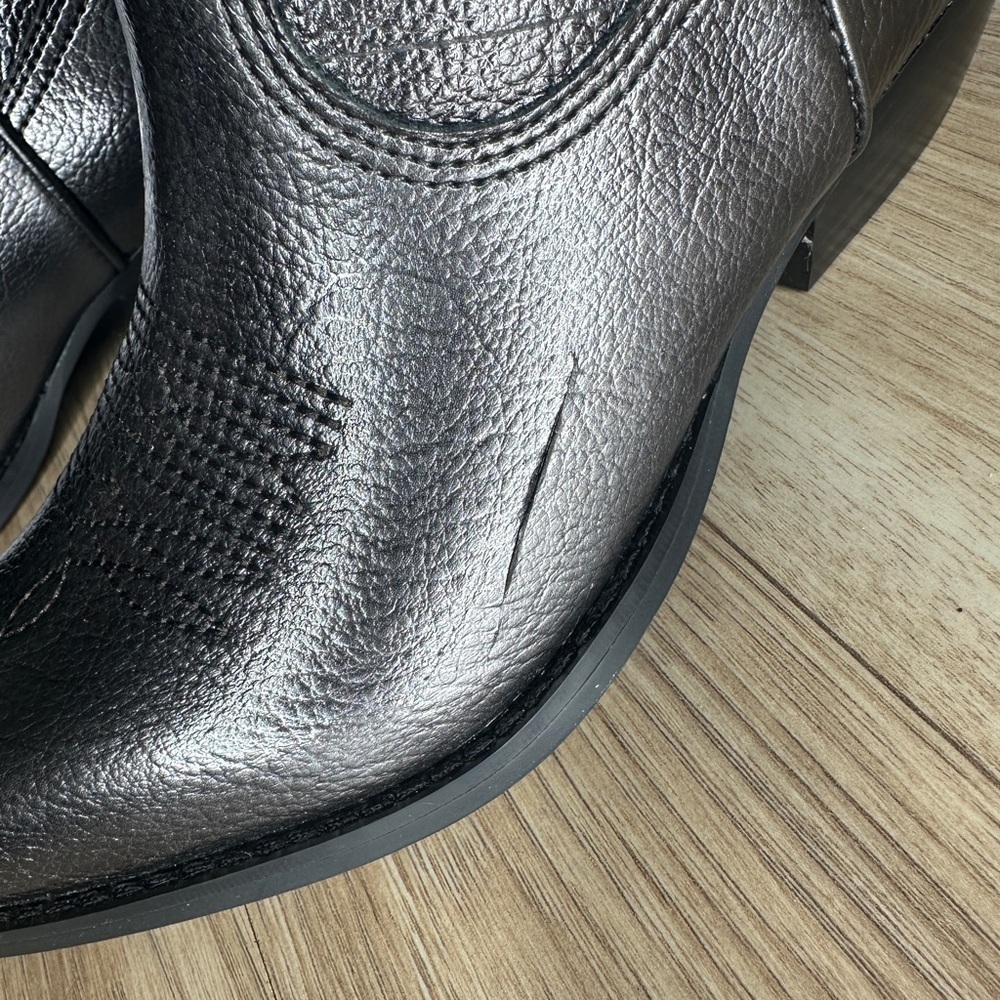 Guess Silver Metallic Western Cowboy Cowgirl Boots Knee High Fashion - Picture 6 of 7